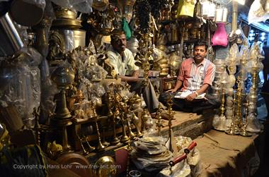 Bazaar near Meenakshi Temple, Madurai,_DSC_8015_H600